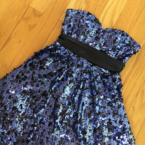 Sequin Dress - Picture 1 of 6
